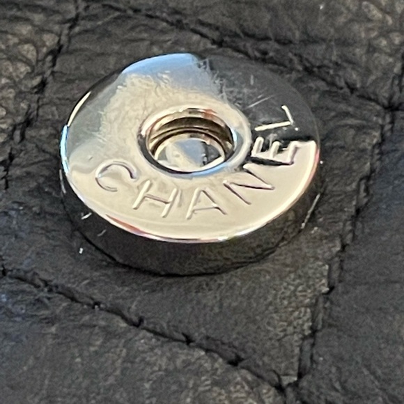 🚨SOLD🚨CHANEL 2.55 Reissue Flap Belt Bag Clutch Quilted Black Caviar Leather - Picture 9 of 14